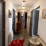 Проживание в семье La Rose Des Vents
